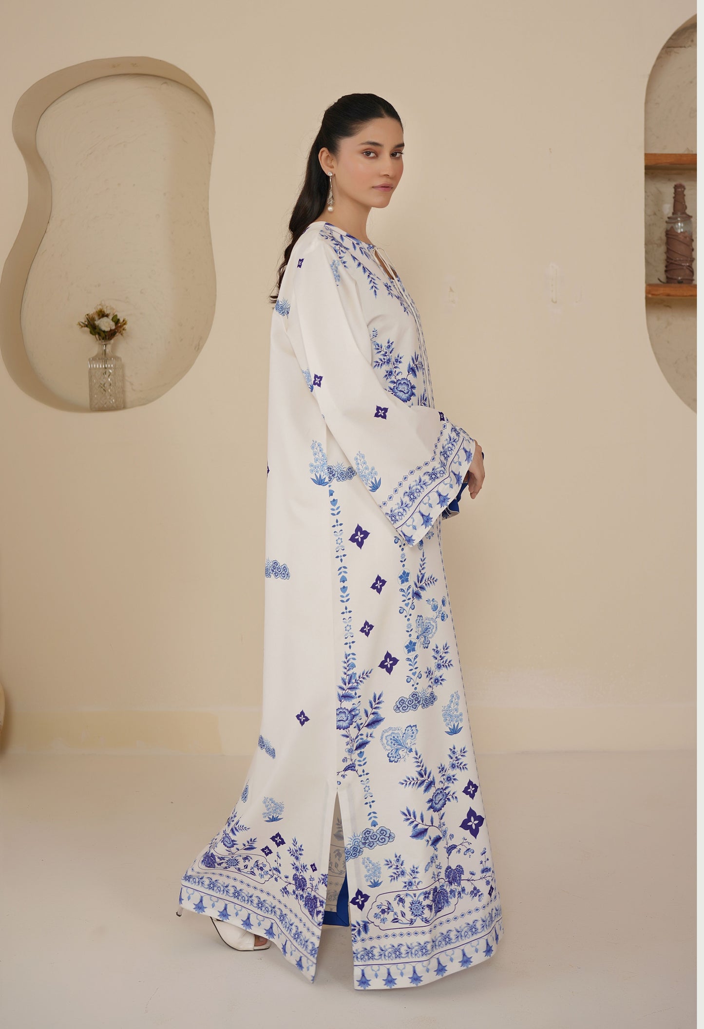 WhiteKaftan
