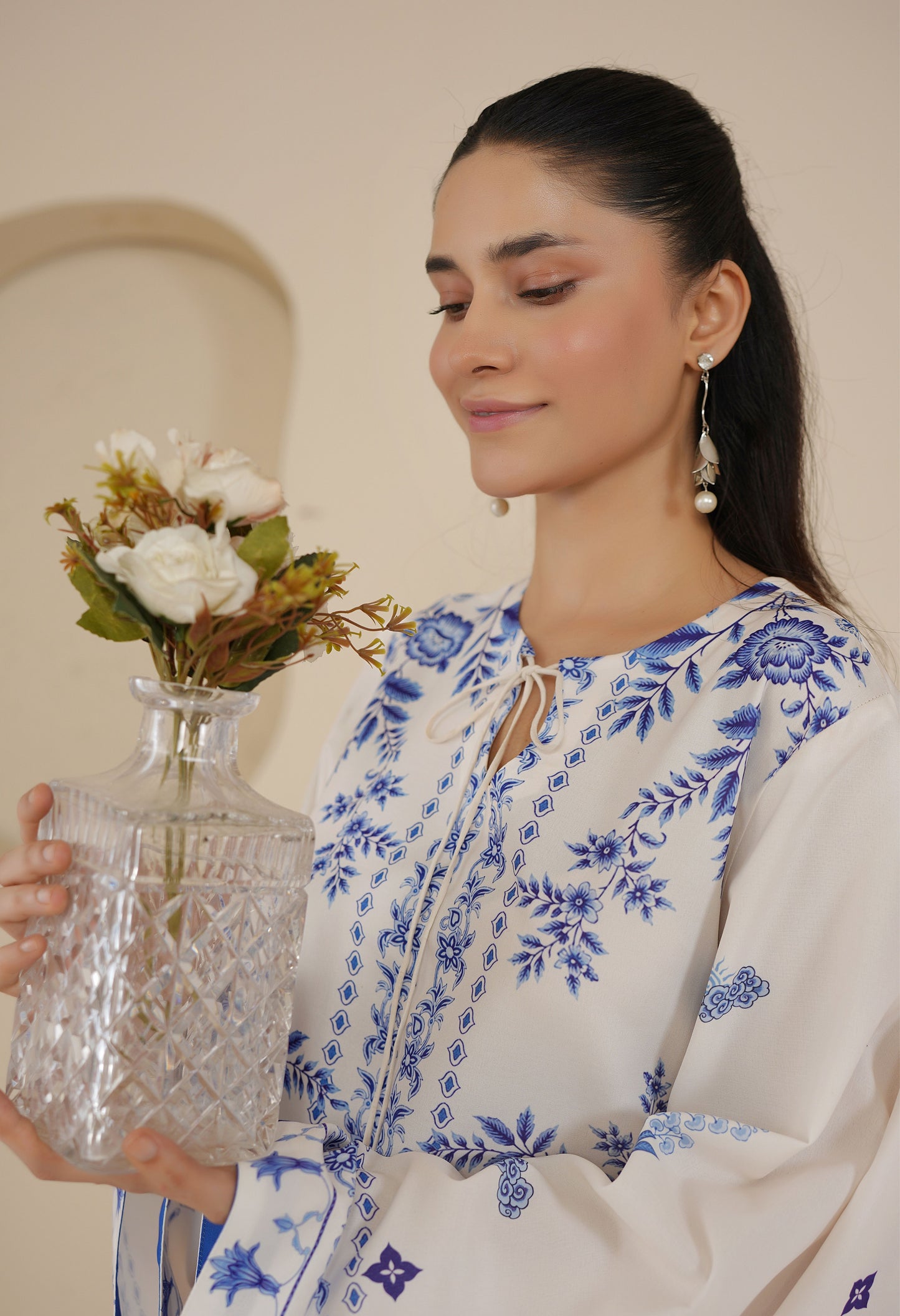 WhiteKaftan